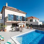 Villa Providenca Slatine