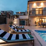 Providenca Villa Slatine