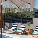 Providenca Villa *